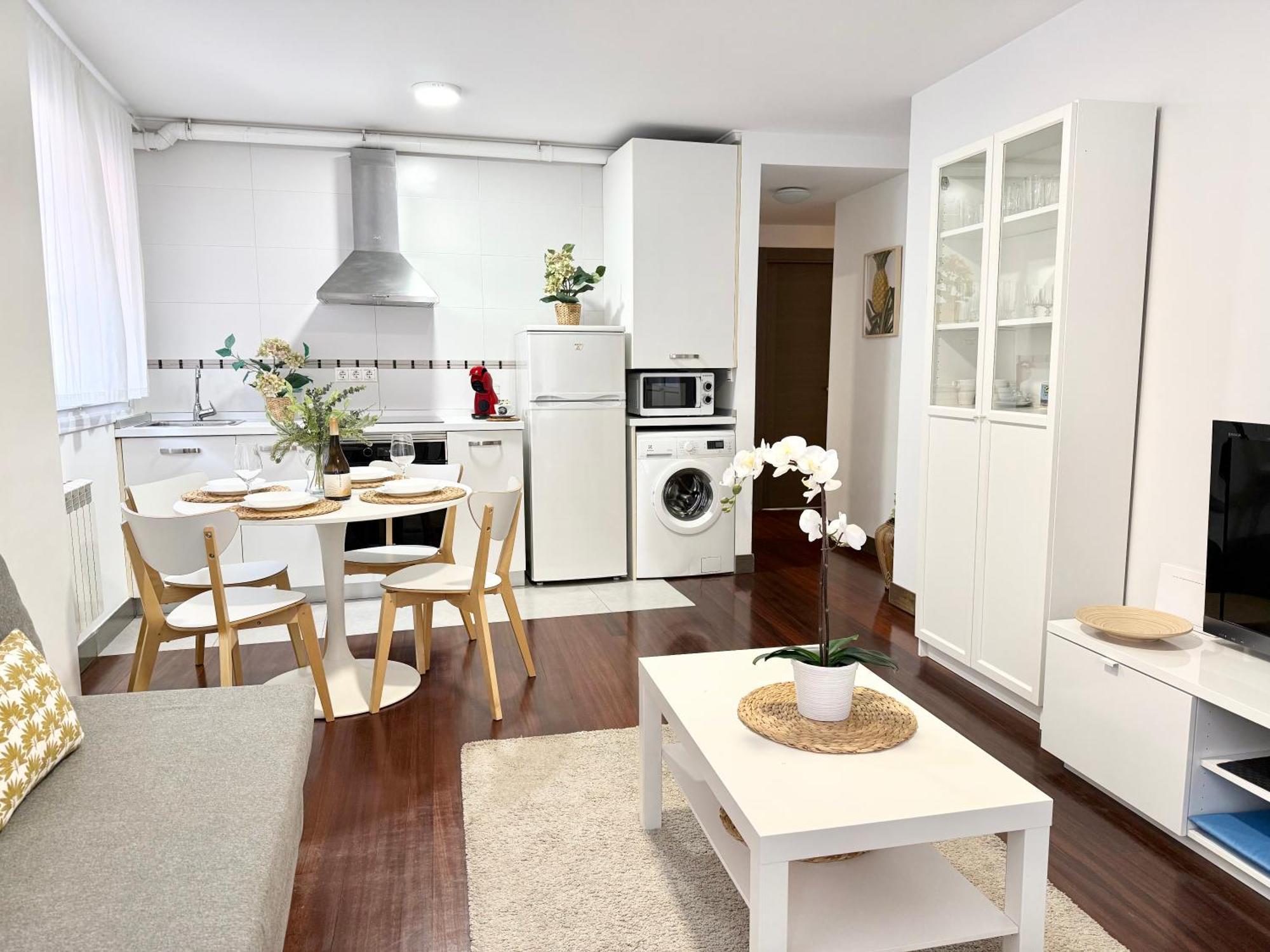 Castro Holidays - Centrico Piscina Urbanizacion Garaje Gratis Castro Urdiales Zewnętrze zdjęcie