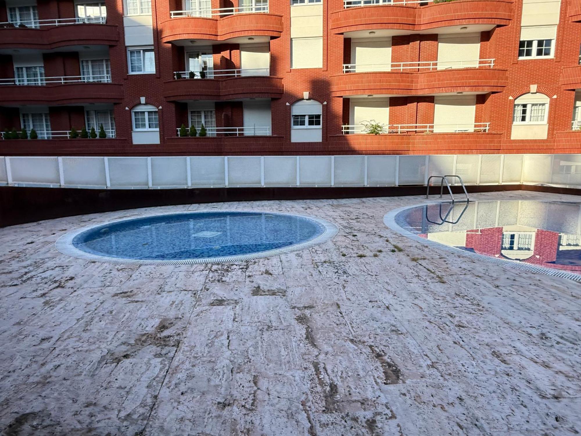 Castro Holidays - Centrico Piscina Urbanizacion Garaje Gratis Castro Urdiales Zewnętrze zdjęcie